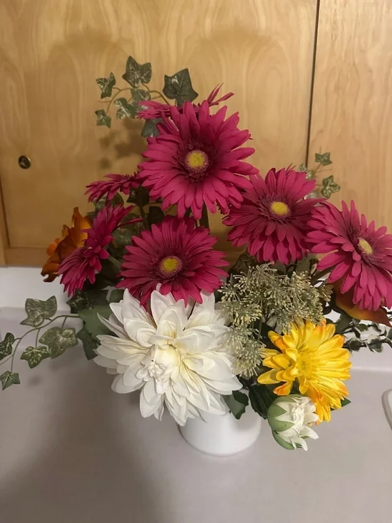 Artificial Flower Display - Picture 3 of 3